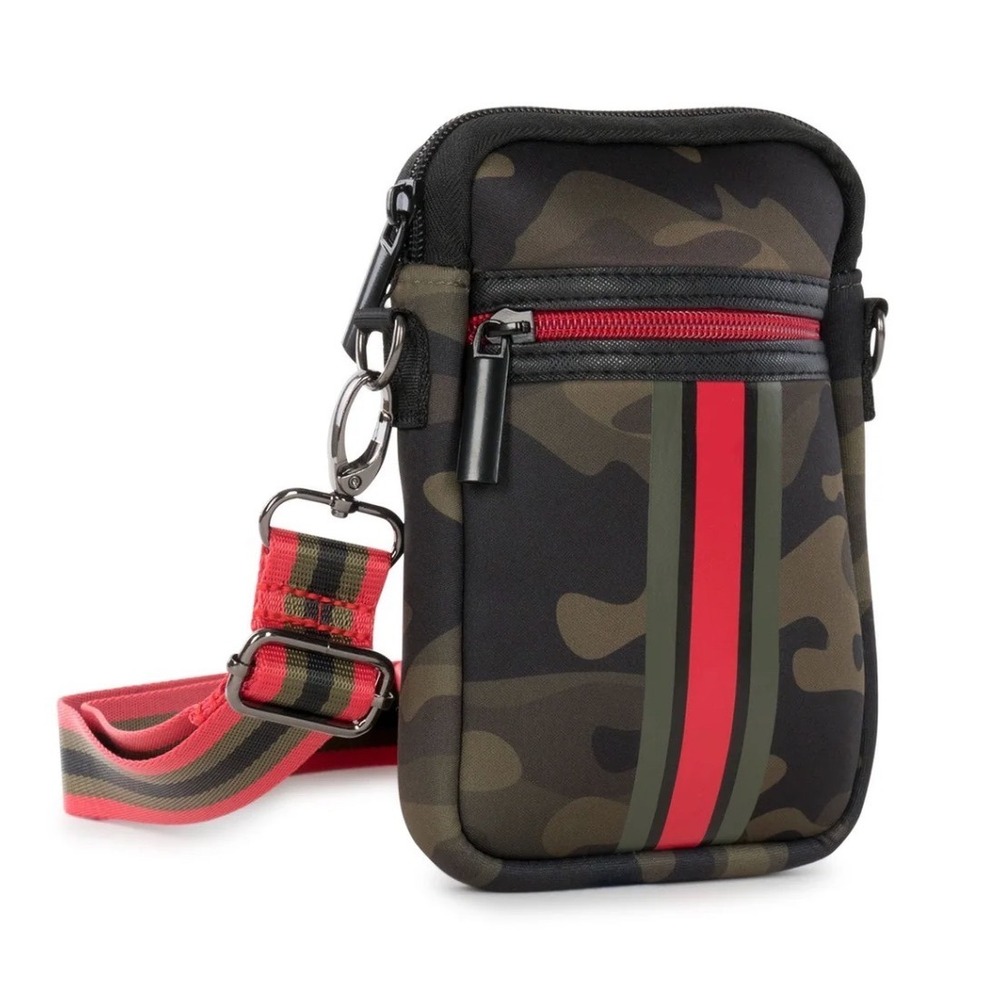 New HAUTE SHORE CASEY CROSSBODY Cell-Phone Bag CAMO VARSITY STRIPE Neoprene Case